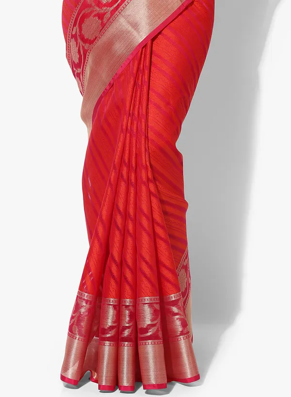 Red_Silk_Blend_Banarasi_Sarees_For_Women