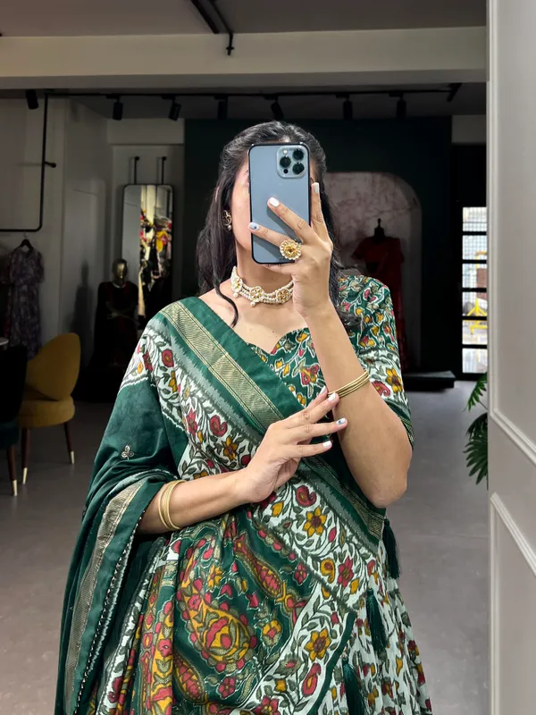 Green_Premium_&_Elegant_Dola_Silk_Lehenga_Choli_For_Women