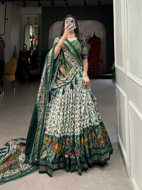 Green_Premium_&_Elegant_Dola_Silk_Lehenga_Choli_For_Women