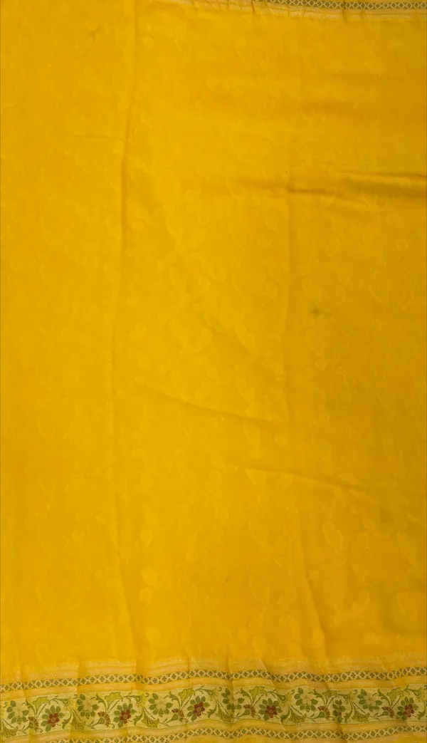 Humairah_Presents_Pure_Handloom_Yellow_Chiffon_Gold_Zari_Jaal_with_Floral_Mina_Jaal_Anchal_and_Tilfi_Zari_Border_with_Yellow_Blouse