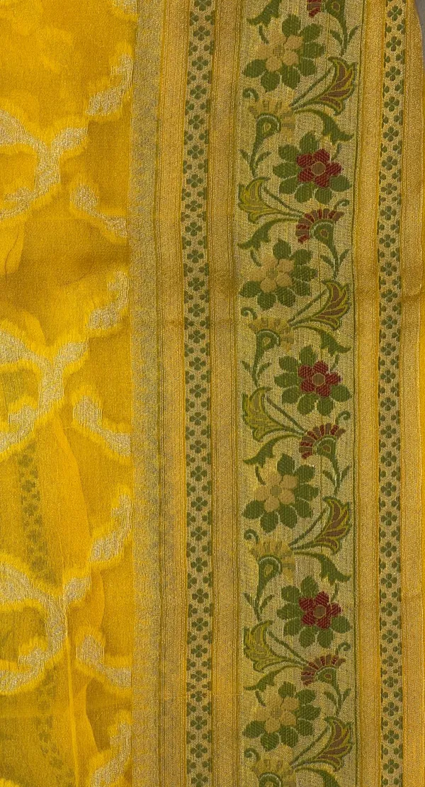 Humairah_Presents_Pure_Handloom_Yellow_Chiffon_Gold_Zari_Jaal_with_Floral_Mina_Jaal_Anchal_and_Tilfi_Zari_Border_with_Yellow_Blouse