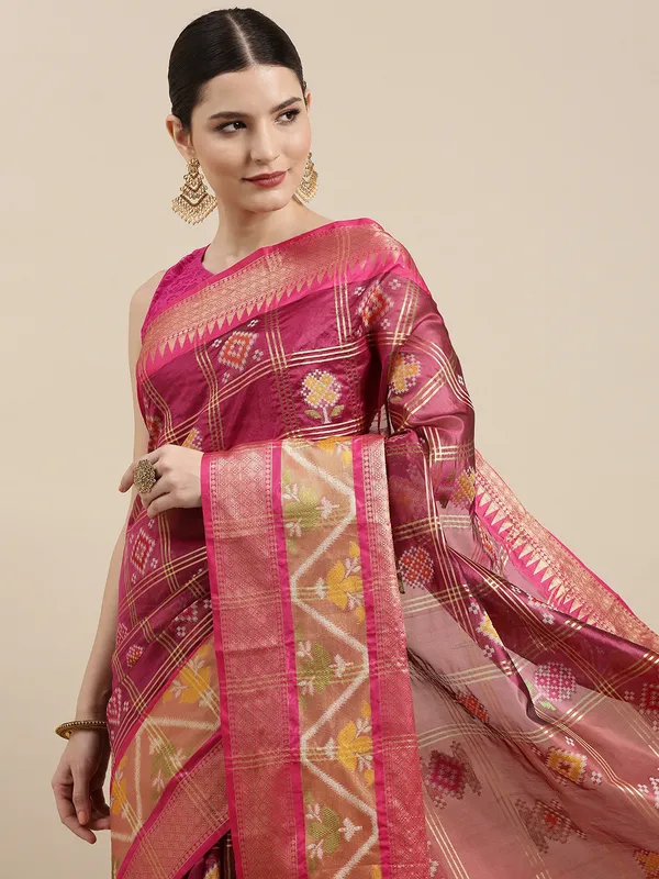 Magenta_Art_Silk_Banarasi_Sarees_For_Women