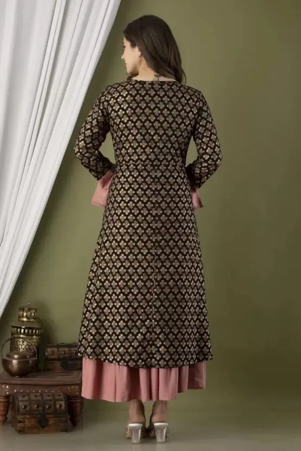 Women_Kurta_and_Skirt_Set