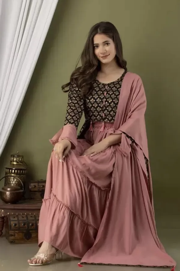 Women_Kurta_and_Skirt_Set
