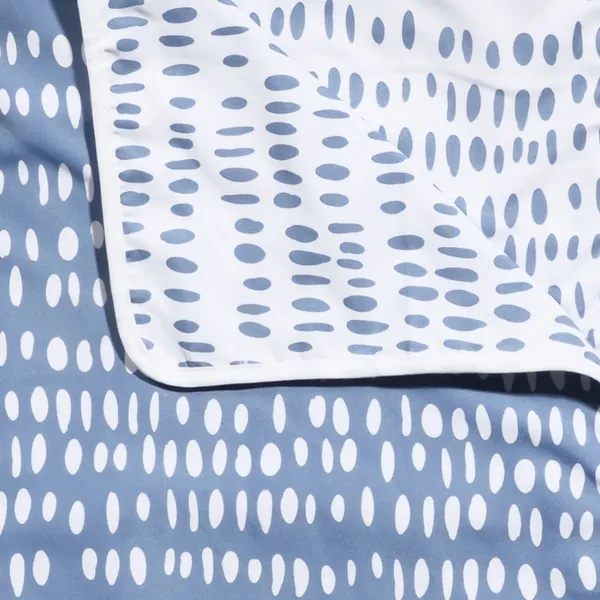 Polka_Double_Dohar_for_AC_Room_(Polyester,_Blue_and_white)