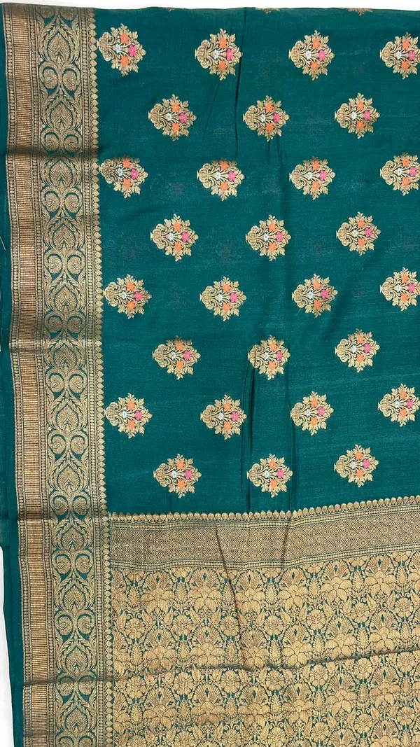 Humairah_Pure_Handwoven_Dark_Green_Pure_Muga_Silk_Floral_Minakari_Zari_Boota_Small_Zari_Border_Banarasi_Saree_with_Dark_Green_Blouse_piece