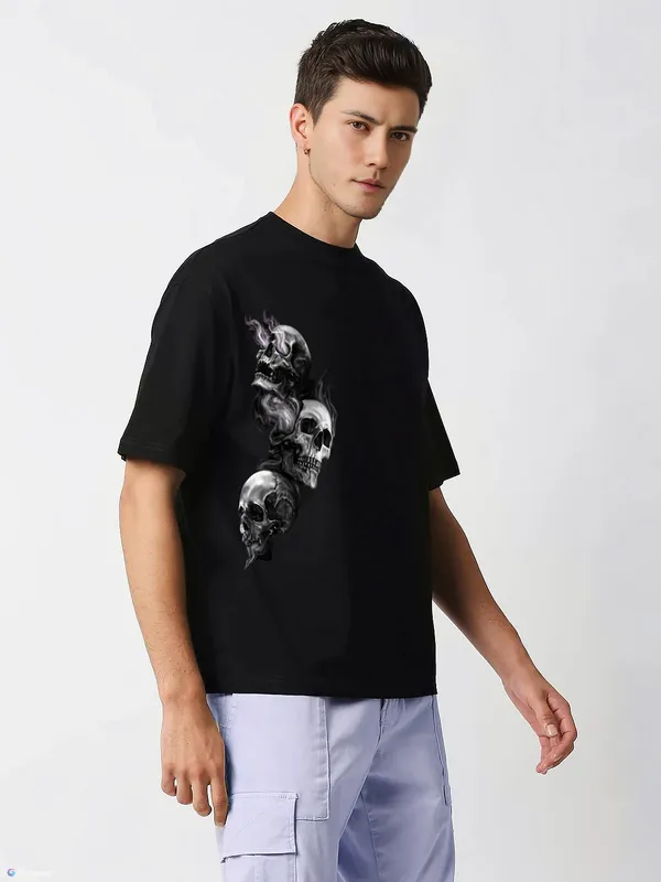 Black_Oversized_Printed_Half_Sleeve_Cotton_T-Shirt_For_Men