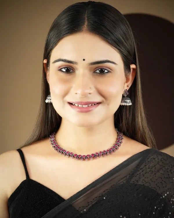 Single_Stone_Necklace_with_Jhumkas_–_Classic_Ethnic_Elegance