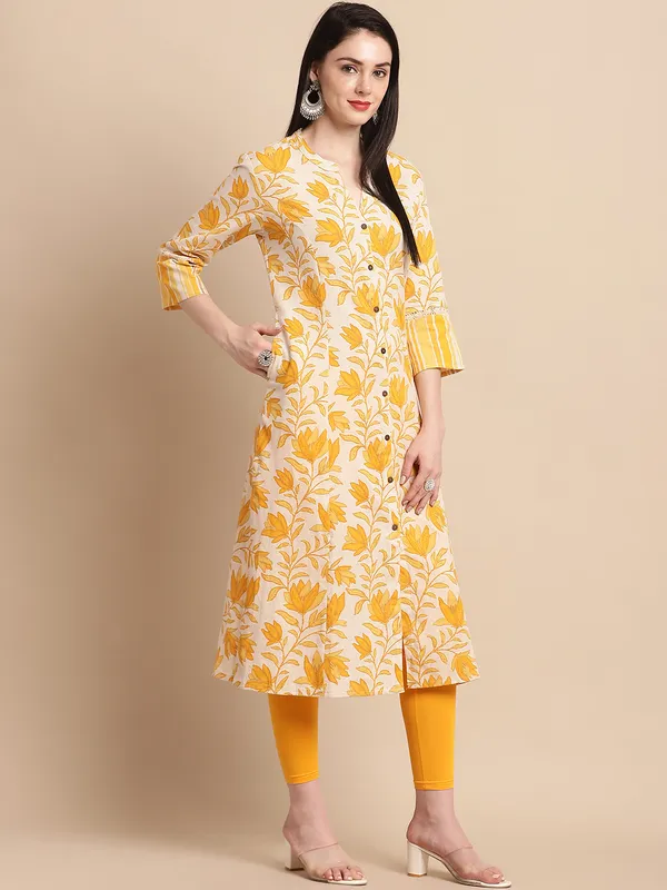 Yellow_Cotton_Floral_Print_A-line_Kurta