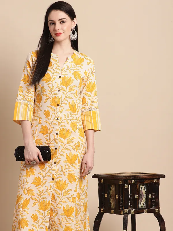 Yellow_Cotton_Floral_Print_A-line_Kurta