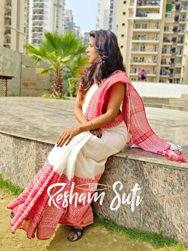 White_&_Red_Begampuri_Cotton_Saree-Sajda