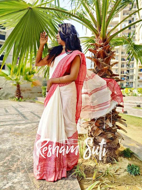 White_&_Red_Begampuri_Cotton_Saree-Sajda