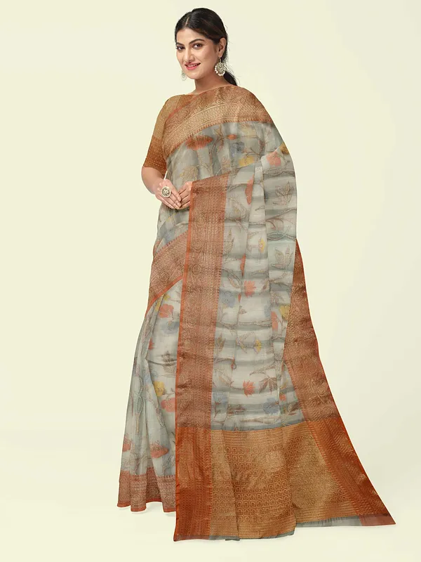 Grey_Matka_Silk/Silk_Blend_Banarasi_Sarees_For_Women