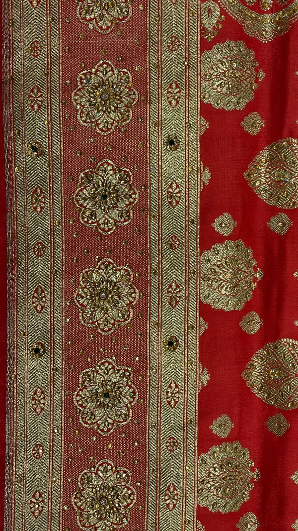 Humairah_Presents_Peach_Stone_Work_Golden_Zari_Boota_Zari_Border_Banarasi_Saree_with_Peach_Blouse