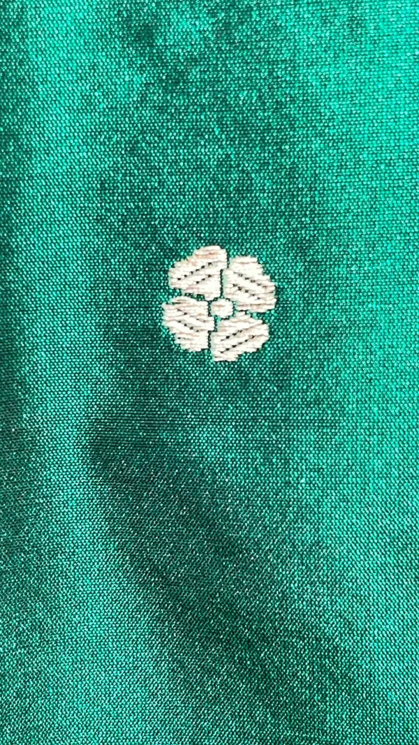 Humairah_Pure_Handwoven_Dark_Green_Katan_Silk_Sona_Rupa_Kadhwa_Chunri_Booti_and_Kadhwa_Floral_Mina_Zari_Border_and_Pallu_with_Golden_Stripe_Dark_Green_Blouse
