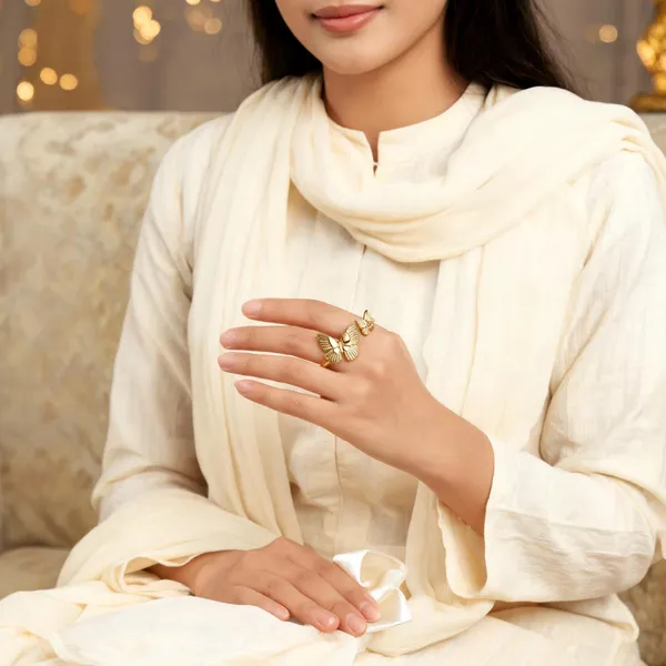 Ilanja_Golden_Butterfly_Ring_for_Women