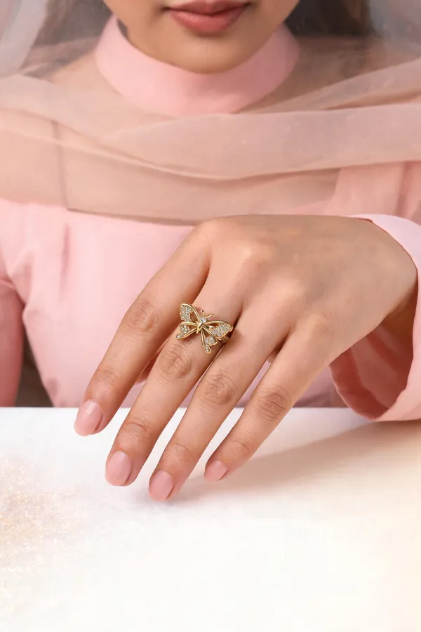 Ilanja_Gold_Lumiere_Bow_Ring_for_Women
