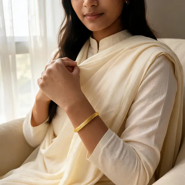 Gold_Textured_Gold-Tone_Bangle_for_Women