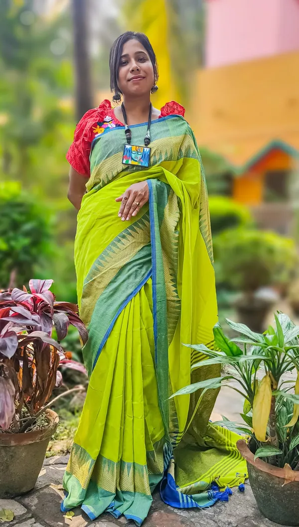Lemon_Yellow_Net_Pom_Pom_Cotton_Handloom_Vomri_Saree_With_Blouse_Piece