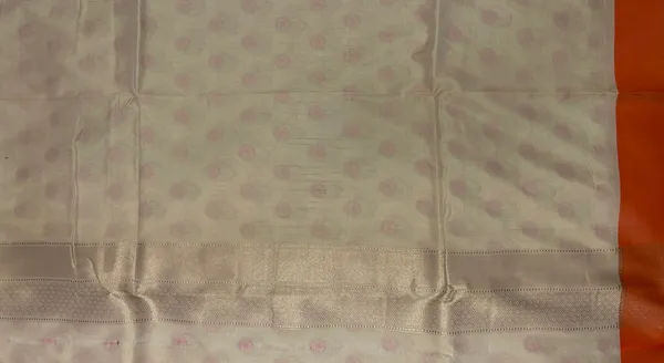 Humairah_Presents_Off-white_Katan_Silk_Floral_Zari_Mina_Booti_with_Banarasi_2D_Zari_Border_and_Floral_Pallu_with_Off-white_Blouse