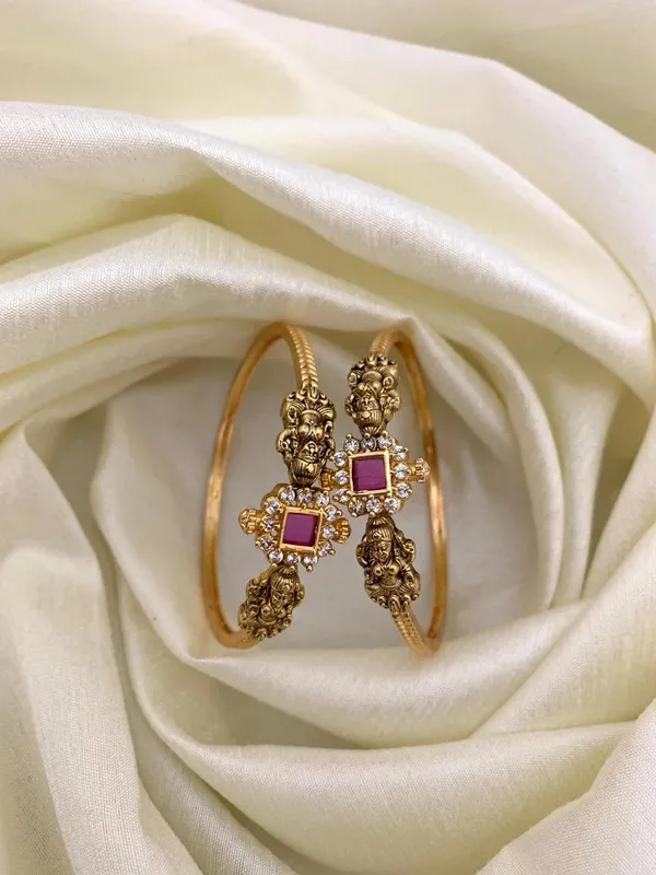 Trishu_Antique_Lakshmi_Bangle