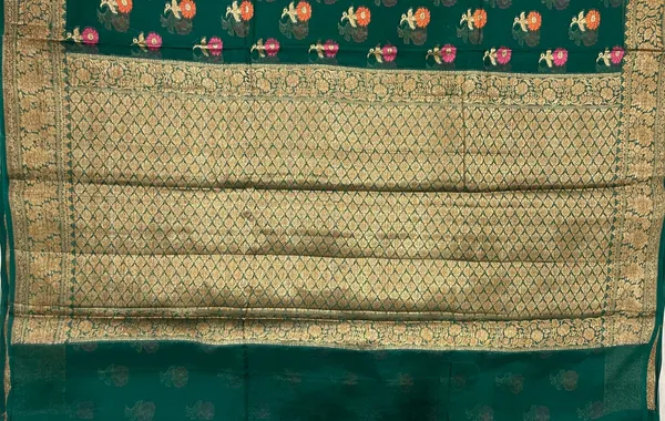 Humairah_Presents_Pure_Handloom_Dark_Green_Chiffon_Floral_Mina_Zari_Booti_with_Copper_Zari_Border_and_Pallu_and_Dark_green_Blouse