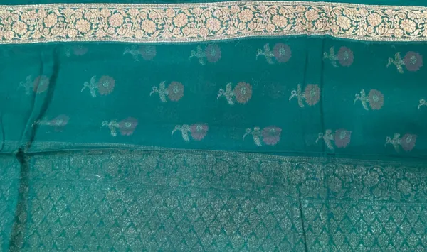 Humairah_Presents_Pure_Handloom_Dark_Green_Chiffon_Floral_Mina_Zari_Booti_with_Copper_Zari_Border_and_Pallu_and_Dark_green_Blouse