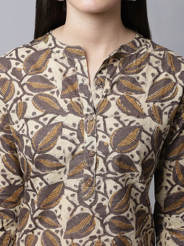 Brown_Pure_Cotton_Printed_Short_Kurti