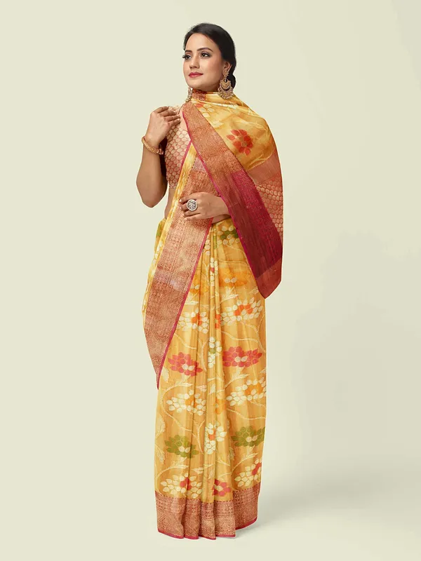Brown_Matka_Silk/Silk_Blend_Banarasi_Sarees_For_Women