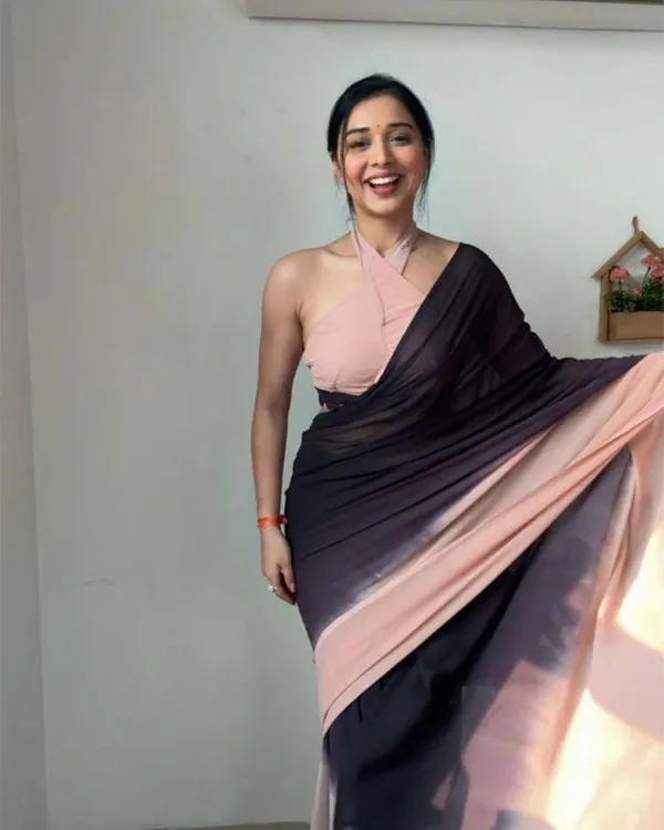 Black_Colour_1-Minute_Ready_To_Wear_Georgette_Saree_With_Blouse_Piece