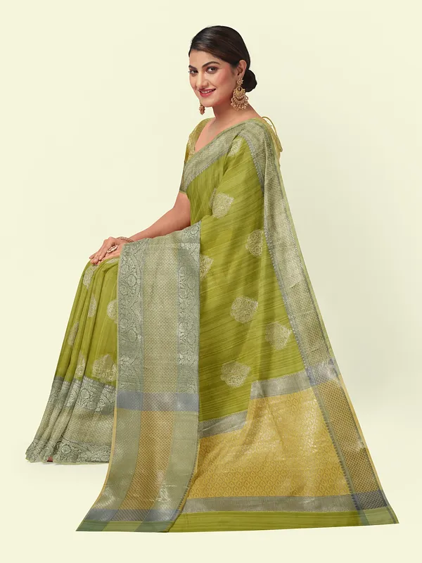 Pista_Green_Matka_Silk/Silk_Blend_Banarasi_Sarees_For_Women
