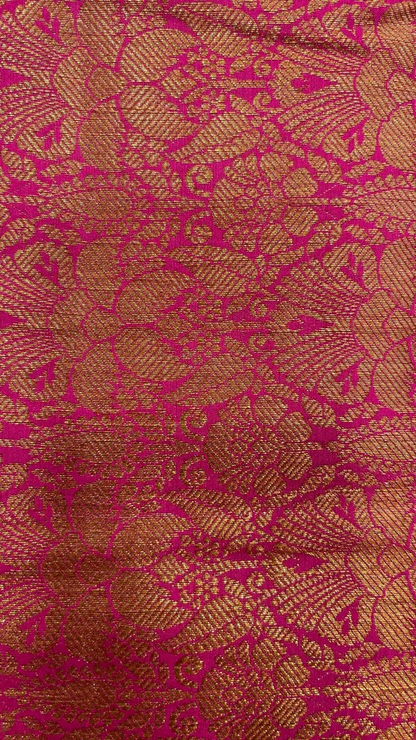 Humairah_Pure_Handwoven_Hot_Magenta_Muga_Silk_Minakari_Floral_Zari_Booti_Small_Zari_Border_Banarasi_Saree_with_Hot_Magenta_Blouse_piece