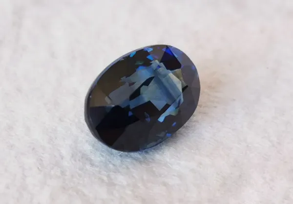 9.25_Ratti_BlueSapphire_Neelam_Natural_Loose_Gemstone