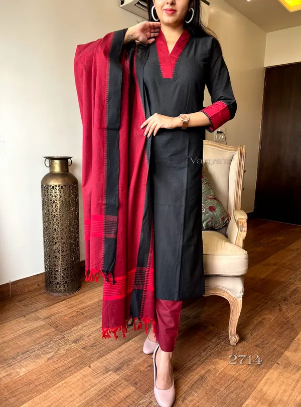 Black_Khadi_COTTON_Printed_Suit_Set_For_Women