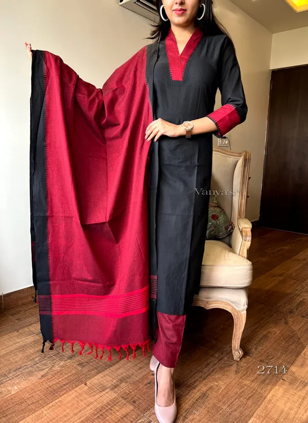 Black_Khadi_COTTON_Printed_Suit_Set_For_Women
