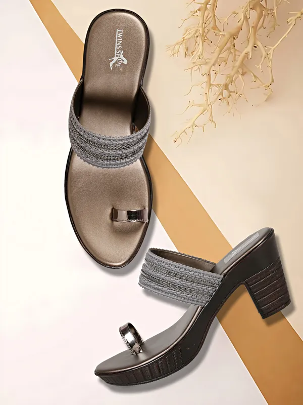 Angutha_Strap_Heeled_Sandal_(Grey)