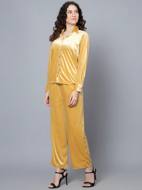 Gold_Velvet_Collared_Shirt_&_Pant_Co-ords_Set_For_Women