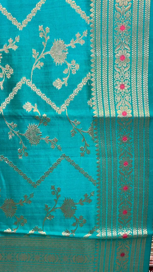 Humairah_Pure_Handwoven_Sea_green_Chiniya_Silk_Zari_Jaal_Zig-Zag_with_Minakari_Zari_Border_Banarasi_Saree_with_Sea_green_Blouse_piece