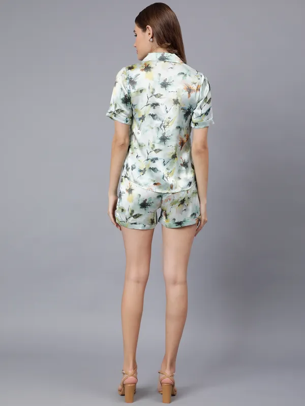 Green_Satin_Collared_Shirt_&_Regular_Shorts_Co-ords_Set_For_Women
