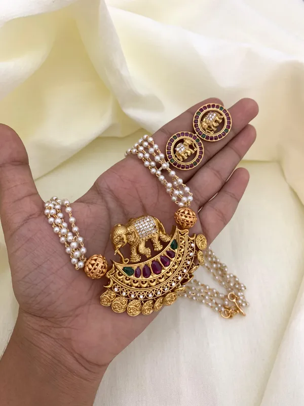 AMIRA_ANTIQUE_NECKLACE_SET