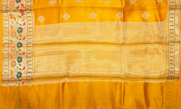 Humairah_Pure_Handloom_Mustard_Yellow_Dupion_Silk_Golden_Zari_Booti_with_Skirt_Paithani_Zari_Border_and_Mustard_Yellow_Blouse