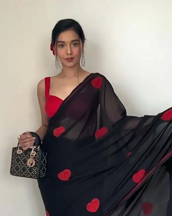 Black_Color_1-Minute_Ready_To_Wear_Georgette_Saree_With_Thread_Gamthi_Work_-_Heart