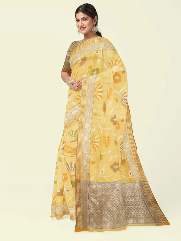 Yellow_Mulberry_Silk/Silk_Blend_Banarasi_Sarees_For_Women