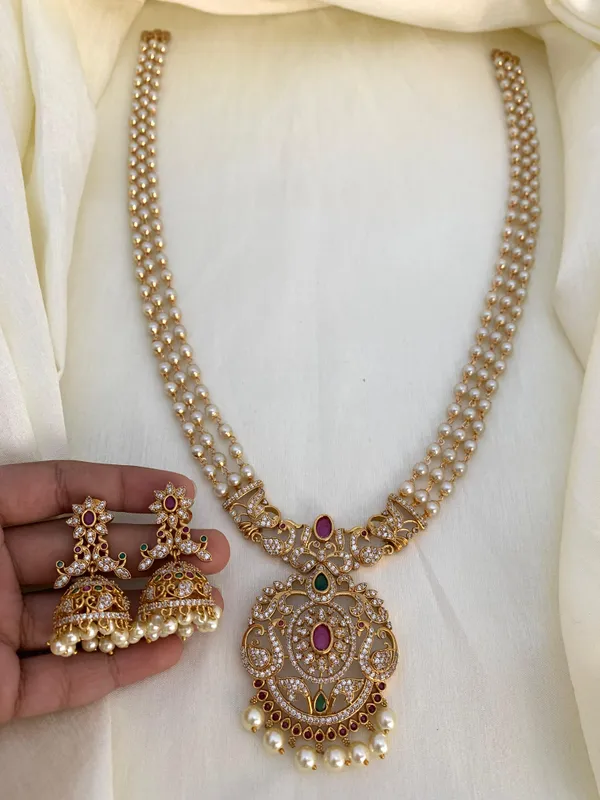 Ethnic_South_Indian_Style_Long_Pearl_Haram_For_Women.