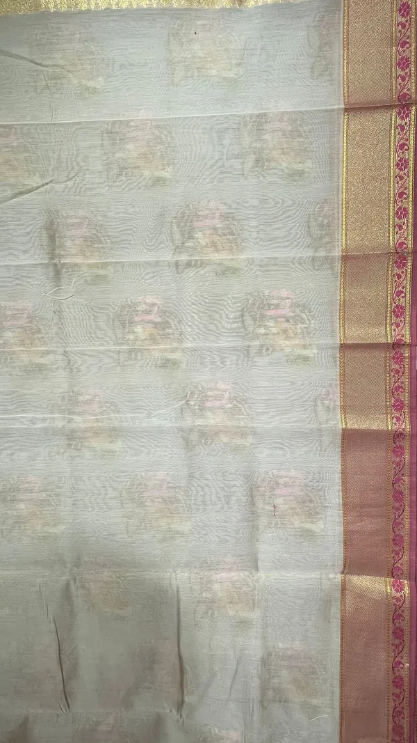 Humairah_Pure_Handloom_Beige_Cotton_Floral_Zari_Boota_Banarasi_Saree_with_Banarasi_Zari_border_and_Beige_Blouse