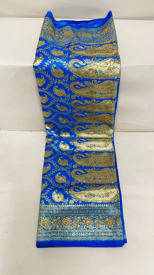 Humairah_Presents_Turqouise_Blue_Stone_Work_Golden_Zari_Booti_Jaal_with_Paisely_Boota_Pallu_Zari_Border_Banarasi_Saree