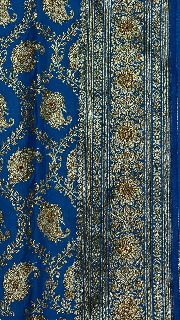 Humairah_Presents_Turqouise_Blue_Stone_Work_Golden_Zari_Booti_Jaal_with_Paisely_Boota_Pallu_Zari_Border_Banarasi_Saree