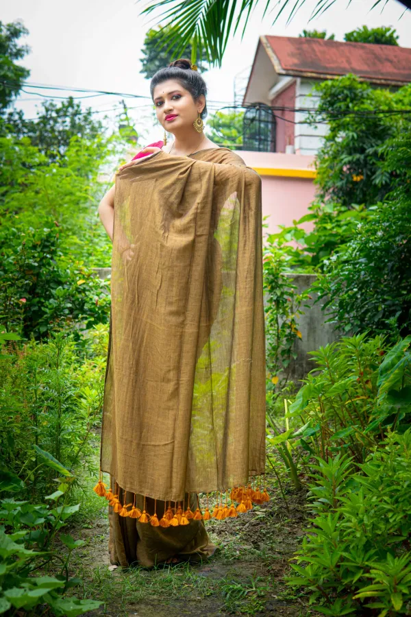 Golden_Designer_Mul_Modal_Saree-Gold_Dust