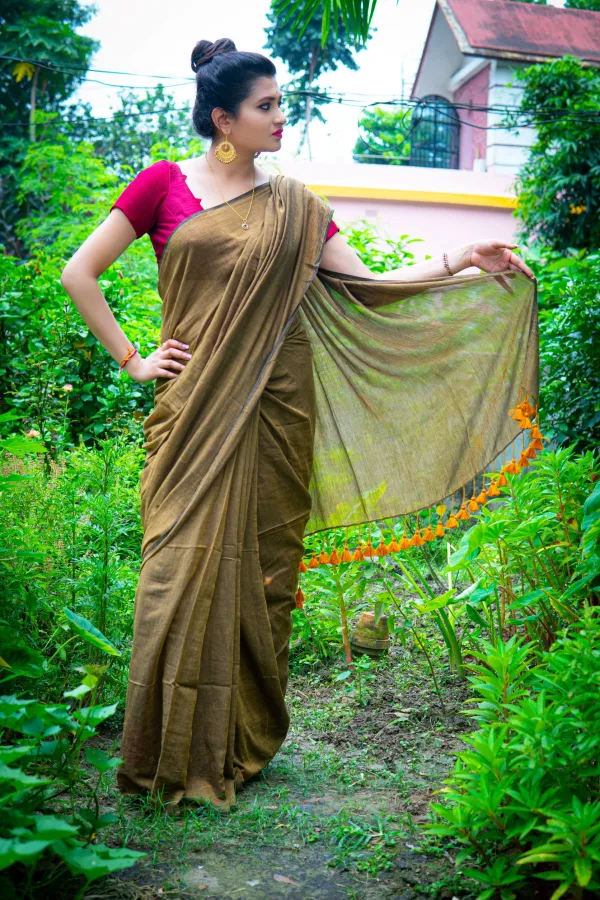 Golden_Designer_Mul_Modal_Saree-Gold_Dust