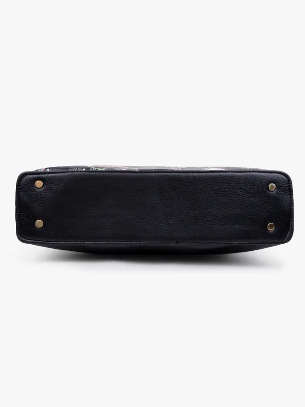 Black_Premium_Quality_Tote_Bag_For_Women